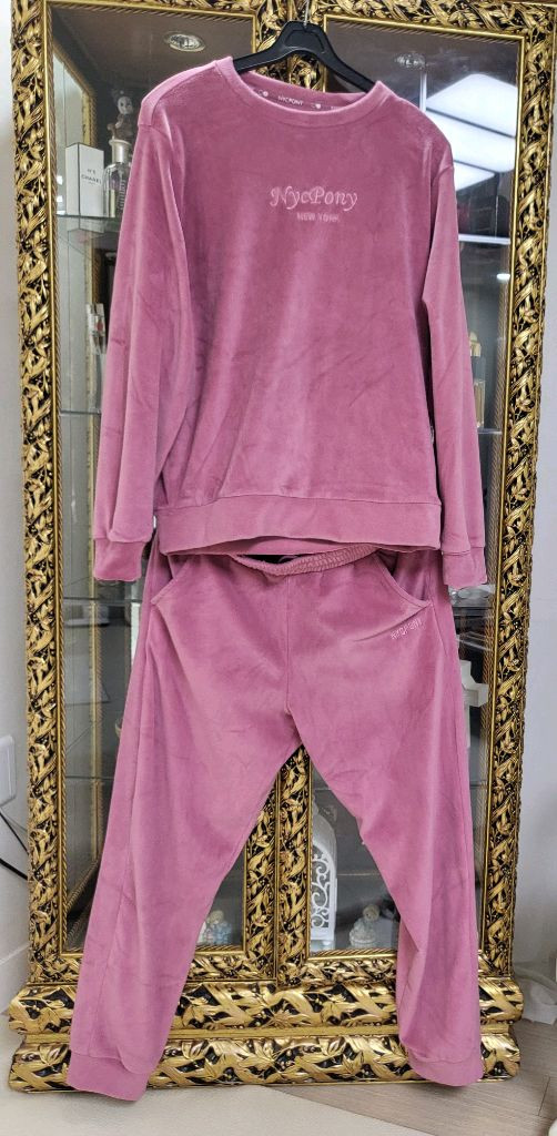 NYCPONY 핑크 벨로아 트레이닝복 새제품--0