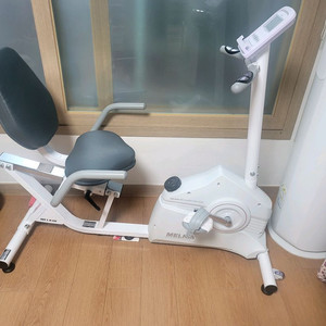 멜킨스포츠 폴민 좌식 가정용 실내 자전거 이미지