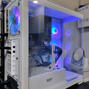 라이젠 9700X RX7700XT DDR5 32GB 고사양 게이밍 컴퓨터 이미지