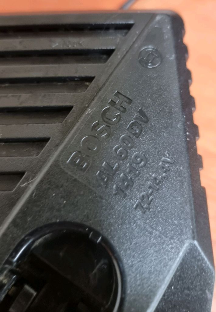 보쉬(Bosch) AL 60DV 1419 충전기 이미지