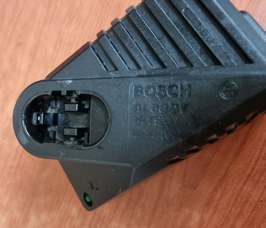 보쉬(Bosch) AL 60DV 1419 충전기 이미지