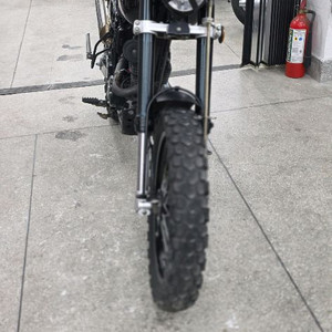 엘로이모토 트레커125