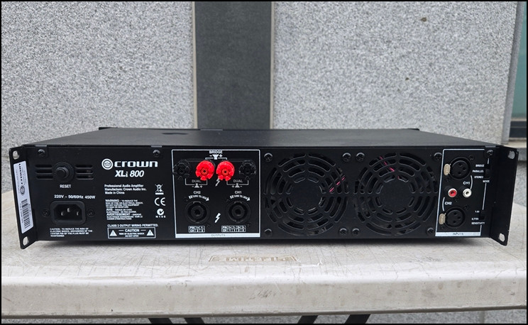 Crown XLi 800 중고 2채널 파워 앰프 이미지