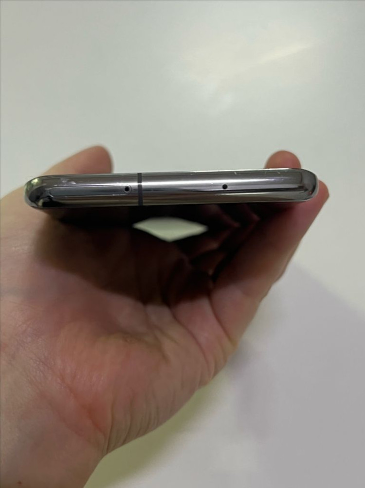 갤럭시 S10 이미지