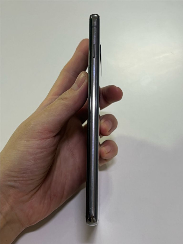 갤럭시 S10 이미지