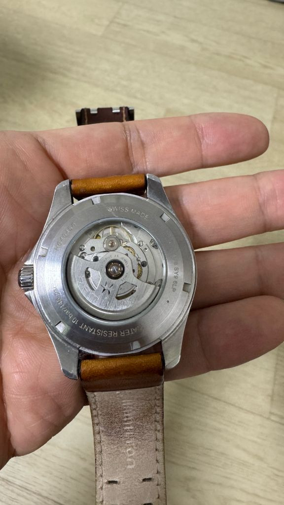 해밀턴 파일럿 카키 데이데이트 가죽 오토매틱 이미지