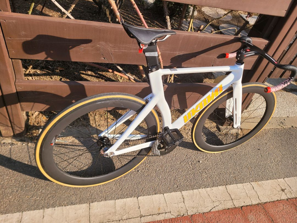 언노운 lv3 M 사이즈 업글 픽시 자전거 이미지