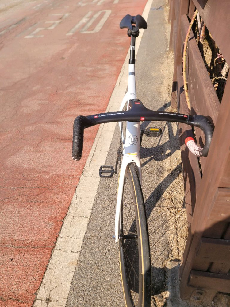 언노운 lv3 M 사이즈 업글 픽시 자전거 이미지