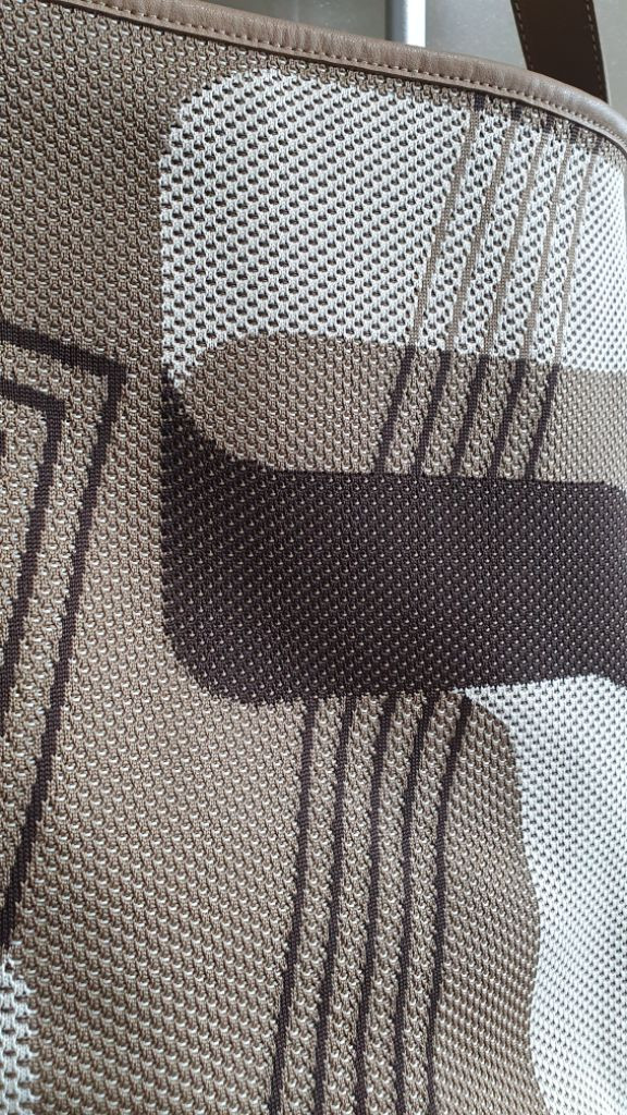 타임옴므 숄더백 토트백 가방 이미지