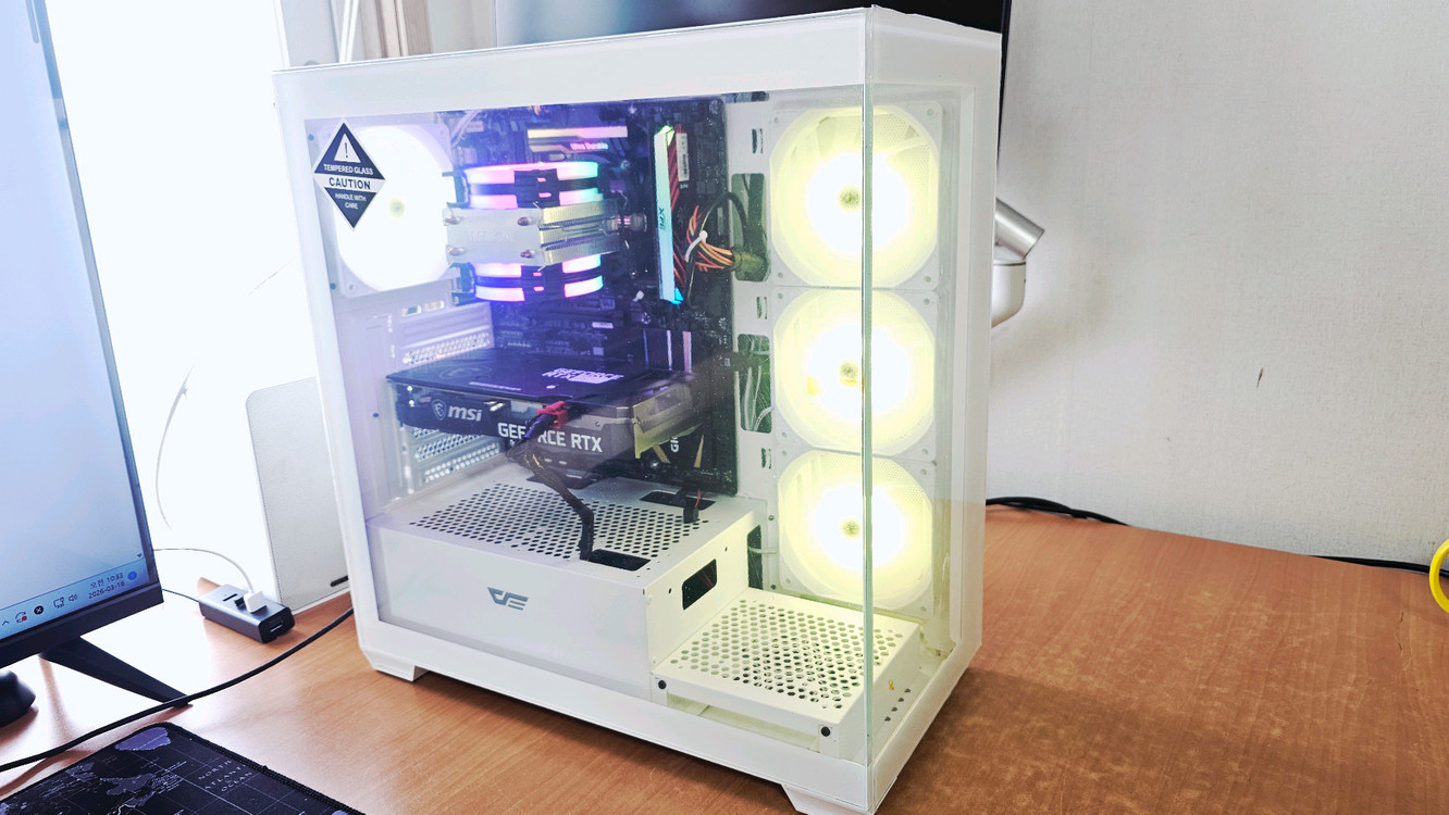 컴퓨터 게임 용 본체 MSI RTX 3060 12기가 팝니다--3