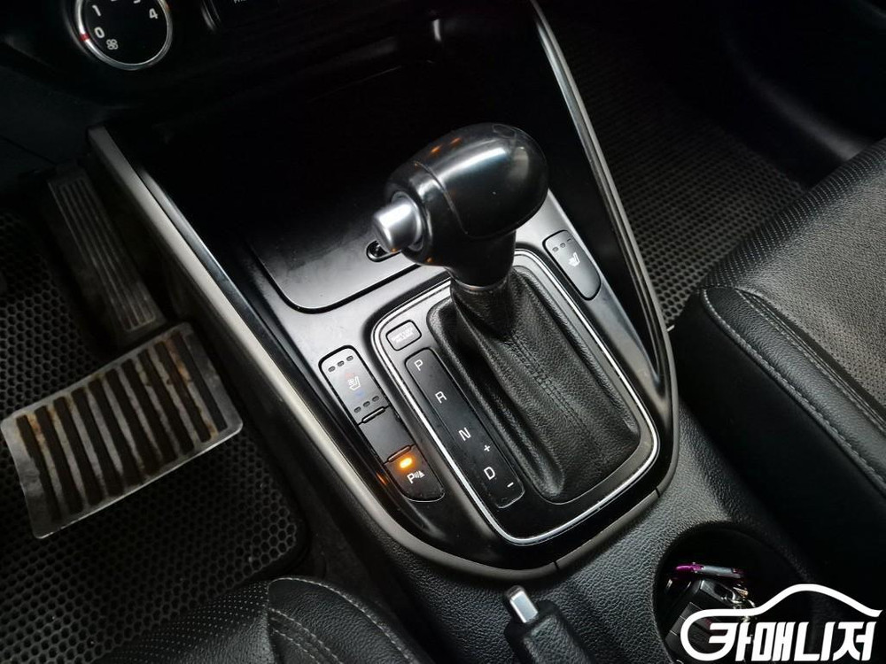 [기아]더뉴 카렌스 2.0 LPI 프레스티지 (7인승) #3월급매 이미지