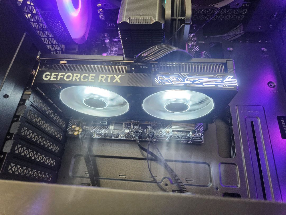 갤럭시 RTX5060Ti 8G 그래픽카드 팝니다 이미지
