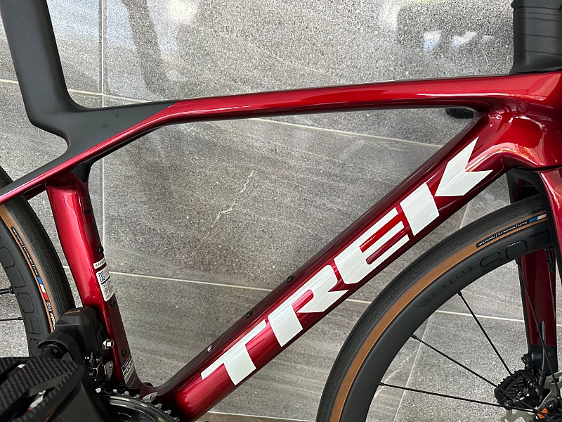 트렉 마돈 sl6 8세대 105 전동 1회 주행, 컨디션 최상 이미지