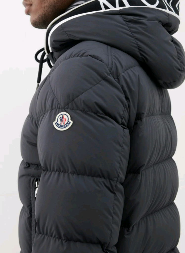 몽클레어 카데레 구스다운 패딩 새상품급 4사이즈(선물용가능)--2