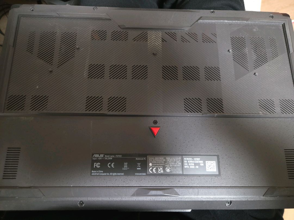 아수스 게이밍 노트북 이미지