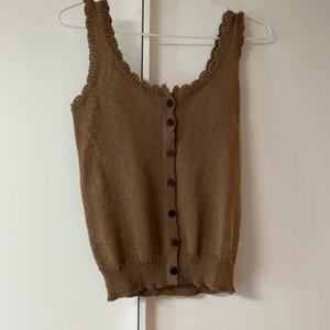 브라운 니트 나시