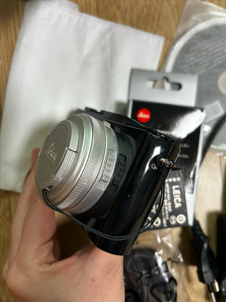 라이카 디카 d lux 6 풀박 팝니다--1