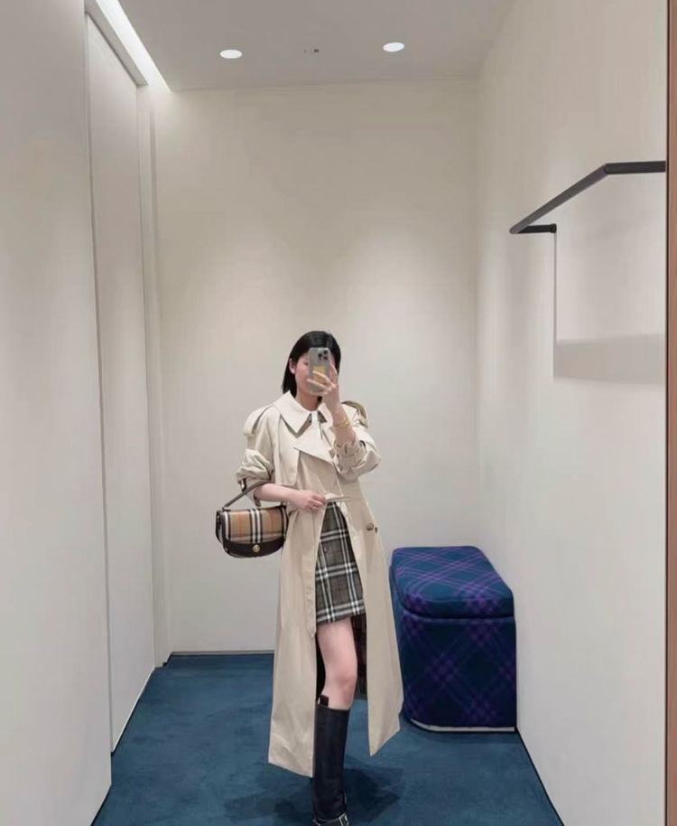 버버리 피츠로비아 롱 개버딘 트렌치 코트--5