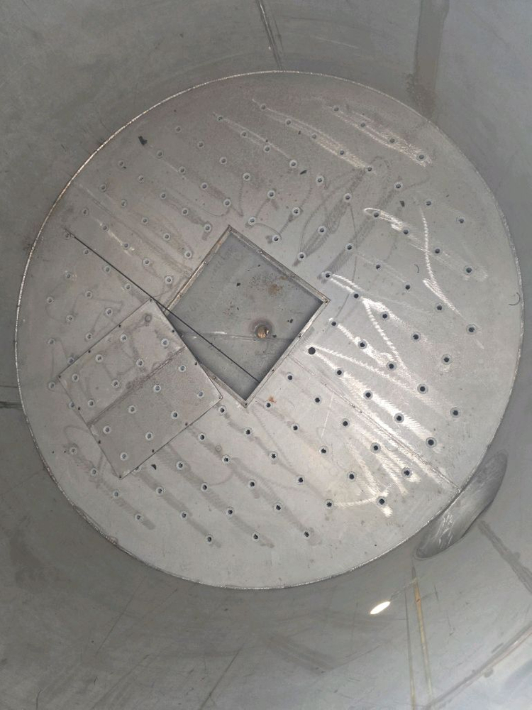 정수탱크 물탱크 스텐탱크 생수탱크 식수탱크 8톤 8루베 8천리터 대형탱크 대형물탱크 스덴탱크 스뎅탱크 이미지