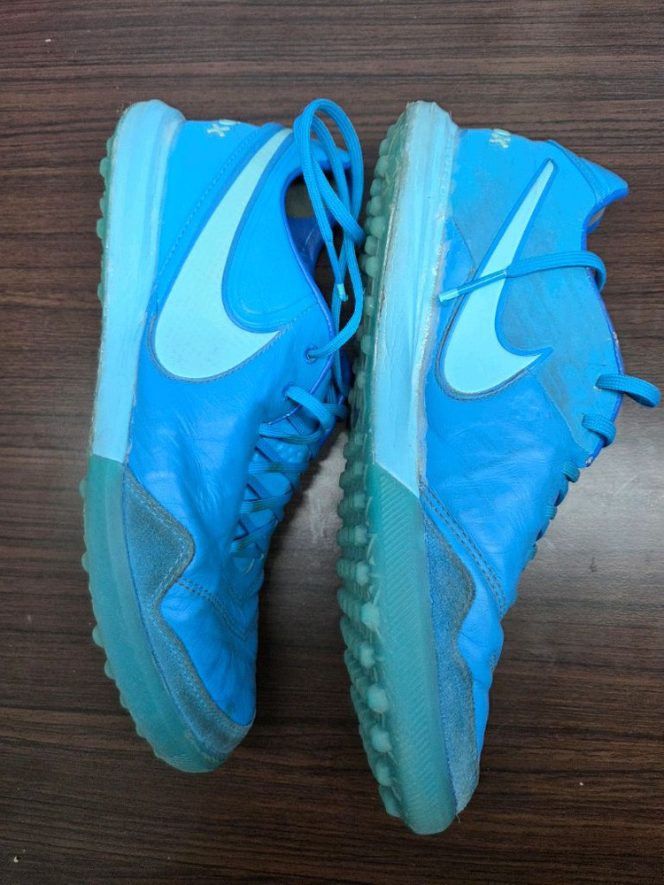 나이키 티엠포 프록시모 tf--4