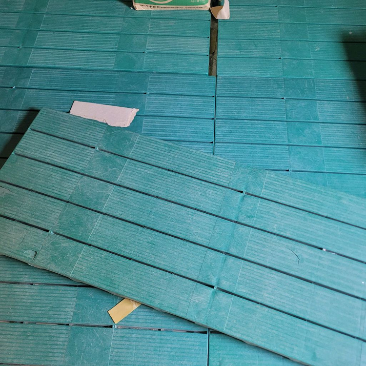 냉동창고약16평,.약 폭4m*가로13.5m*높이3.2m.조립식창고 이미지