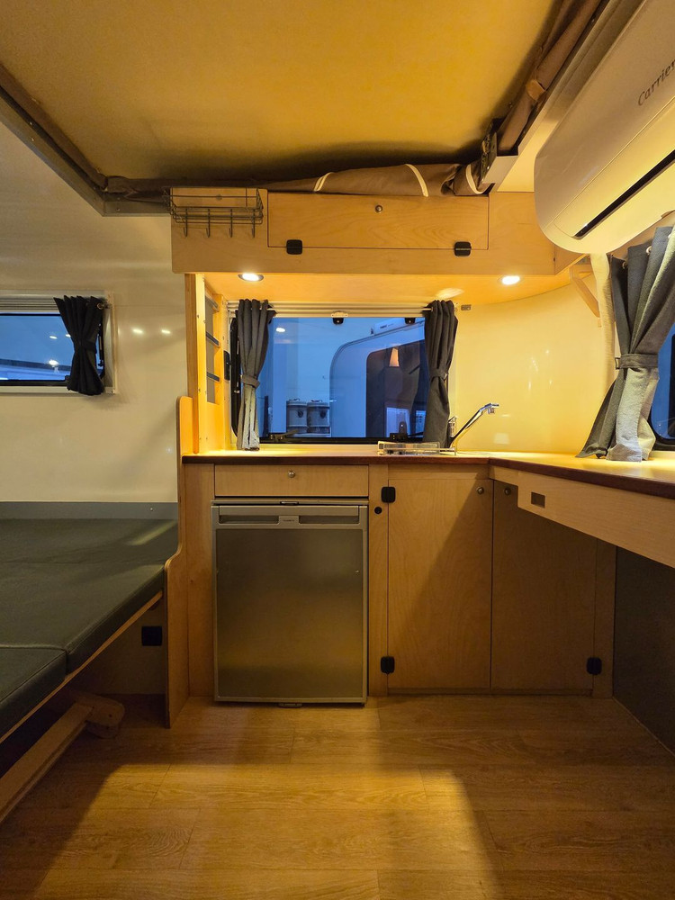 블루밴 미니 팝업 카라반 / 1100만원 => 1000만원 / 눈물의 가격인하!! 소형 견인면허X 사계절 캠핑 이미지