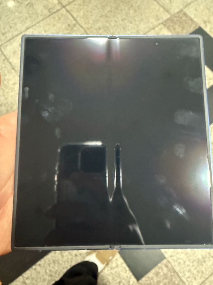 폴더블 스마트폰 512GB--14