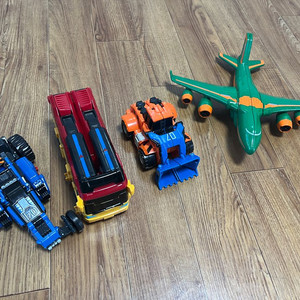 또봇 V 킹포트란 4단 합체 로봇