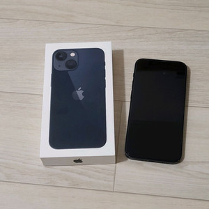 아이폰13미니 512g 미드나이트 팝니다.