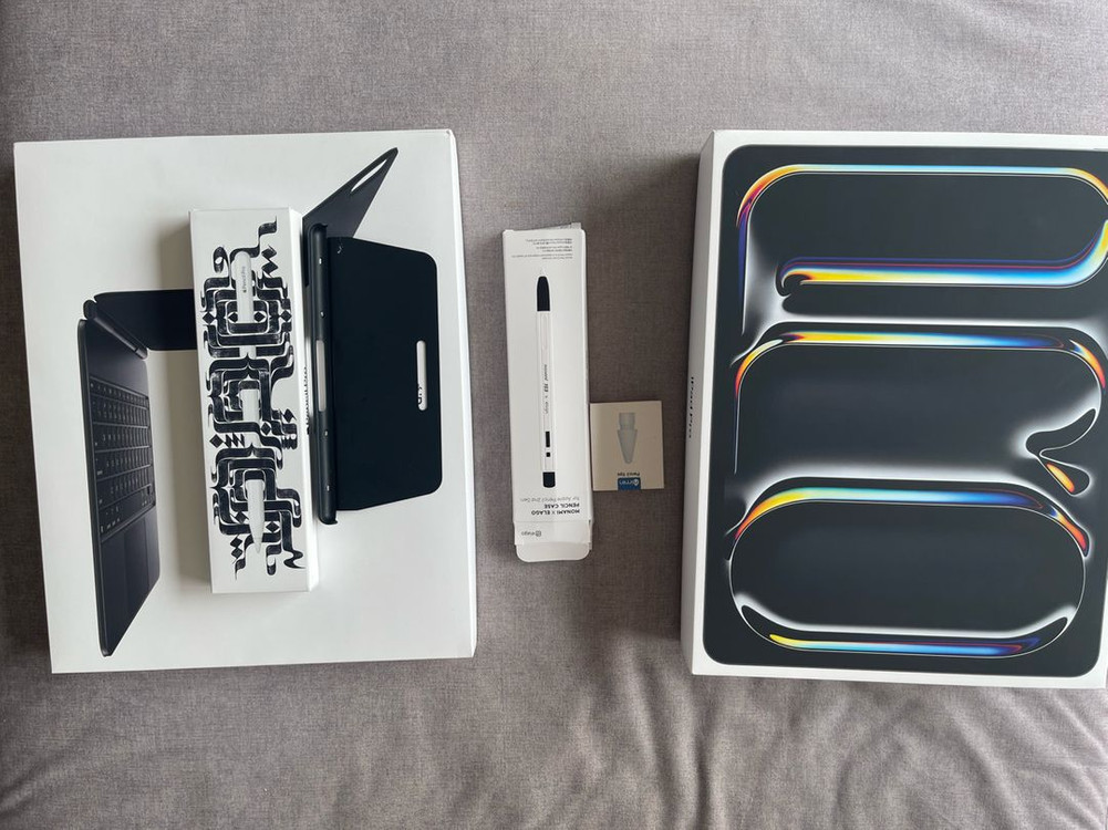 [풀박스] 아이패드 프로 M4 13인치 1TB 셀룰러 + 매직키보드 + 애플펜슬 프로 일괄 판매 이미지