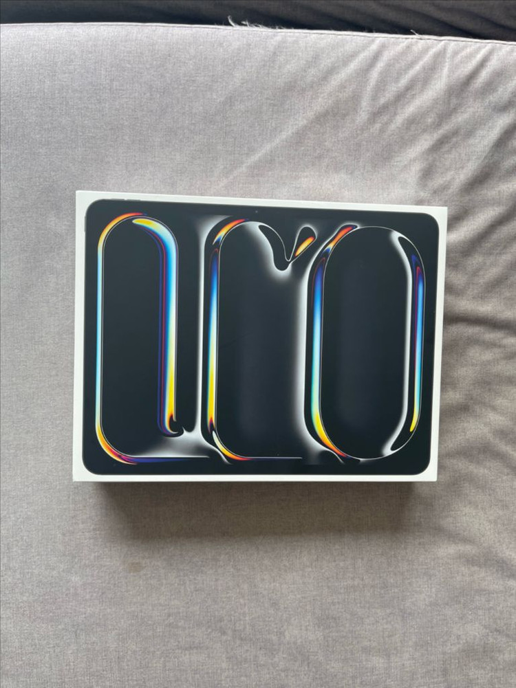 [풀박스] 아이패드 프로 M4 13인치 1TB 셀룰러 + 매직키보드 + 애플펜슬 프로 일괄 판매 이미지