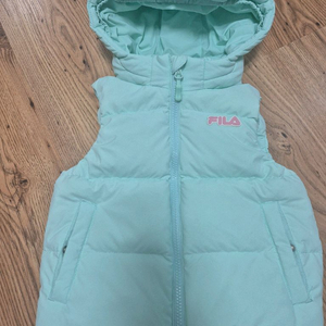 아동 FILA 필라 오리털 조끼 100사이즈 1회착용