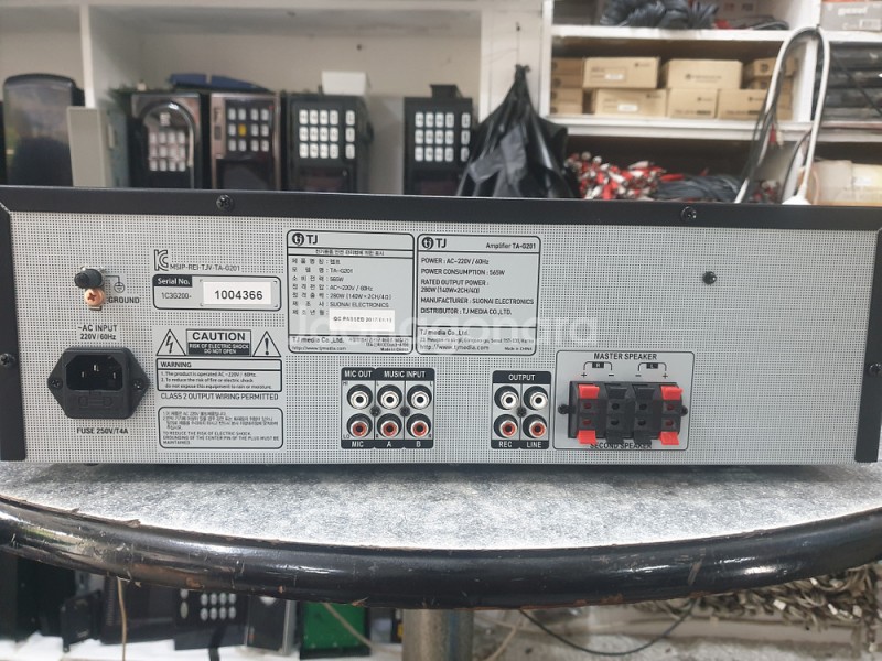 [판매] 태진 G201 고급형 노래방 앰프 판매합니다.--1