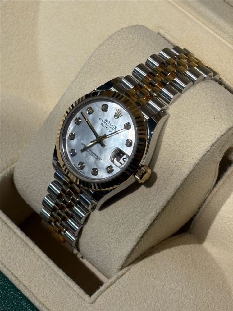 롤렉스 데이트저스트 31 옐로골드 콤비 화이트자개 다이아몬드 이미지