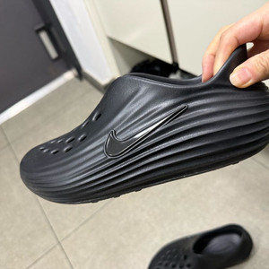 나이키 리액트X 리주버네이트 블랙 250