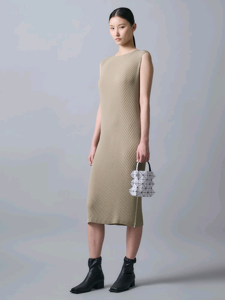 바오바오 비욘드 백(라부부 미니키링 덤) 이미지