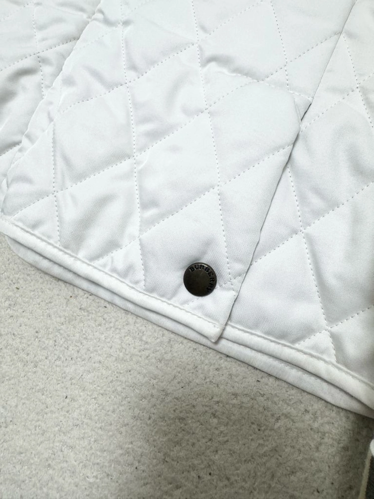 버버리 퀼팅 패딩 자켓 이미지