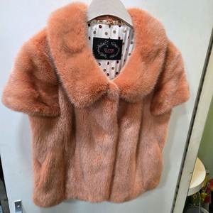 진도 크롭 밍크 코트