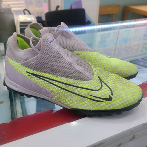 나이키 풋살화 팬텀gx 아카데미 df tf 275(팬텀 고스트)