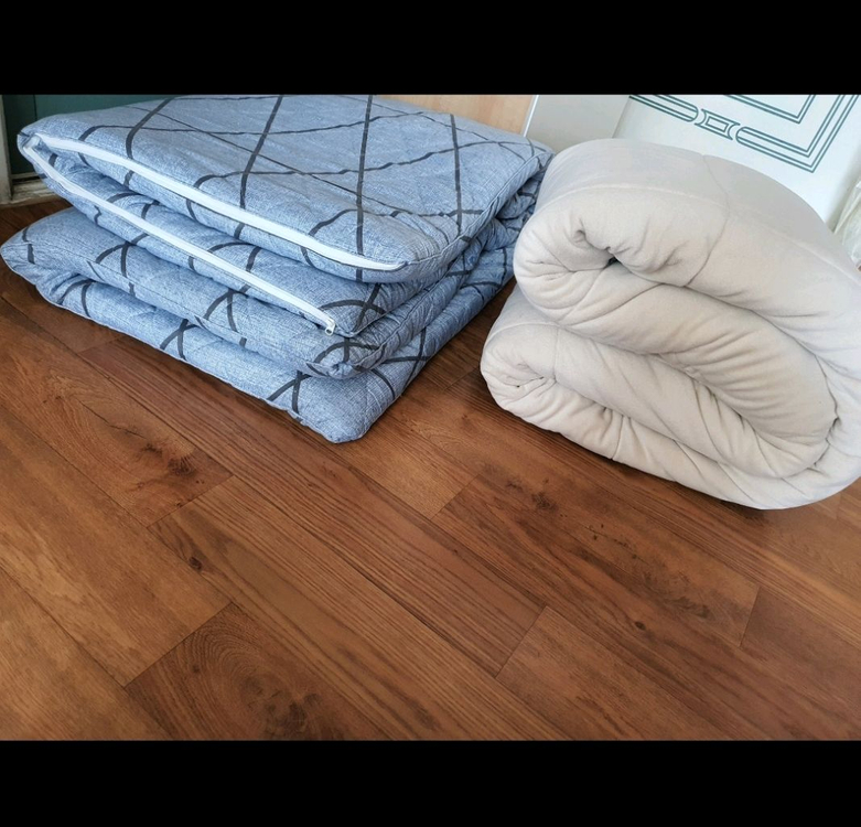 이불+지퍼커버요 편하게 부담없이 쓰실분께 2가지 합 저하게 1만5천원 이미지