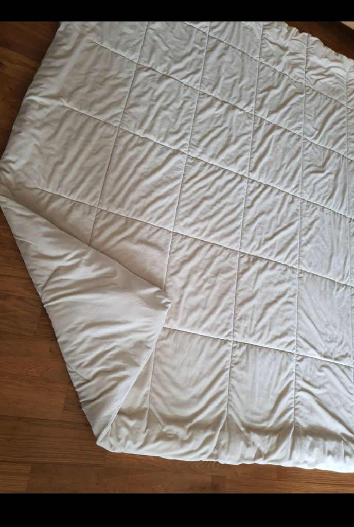 이불+지퍼커버요 편하게 부담없이 쓰실분께 2가지 합 저하게 1만5천원 이미지