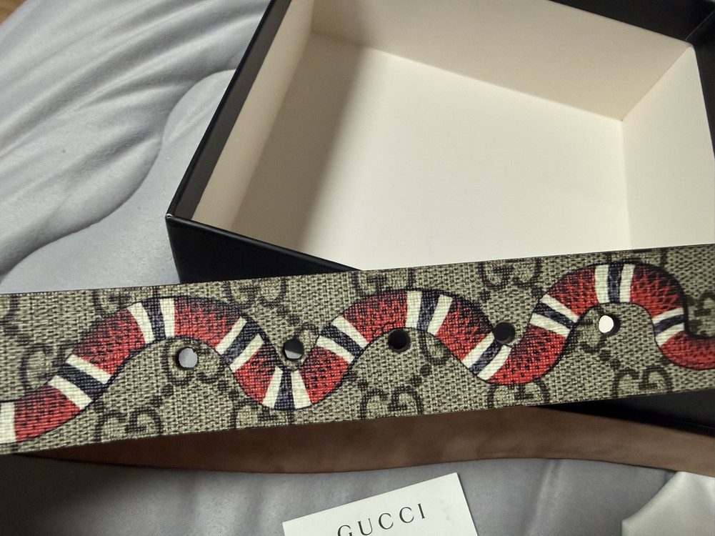 구찌 스네이크 수프림 벨트 95 38 사이즈 판매합니다--6