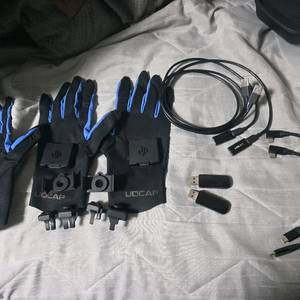 3.0트래커 3개 2.0트래커 2개 1.0베스 2개 udcap장갑컨 판매