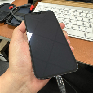 아이폰 12프로 256g 판매합니다.