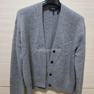 띠어리 캐시미어100 가디건 새제품급(p사이즈)