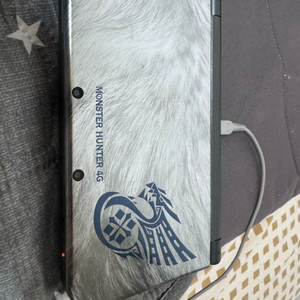 New 3Ds xl 몬스터 헌터 4G 한정판(IPS 패널) 이미지