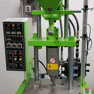 하네스 몰딩기 / 다대 사출기 이미지