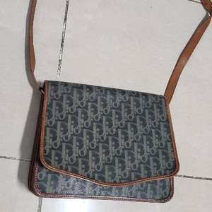 크리스찬디올 빈티지 크로스백 이미지