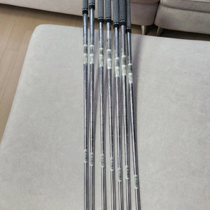 테일러메이드 2019 P790 아이언 세트 이미지