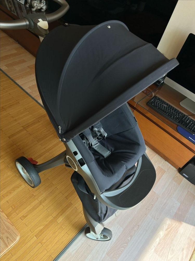 스토케 익스플로리 유모차 이미지